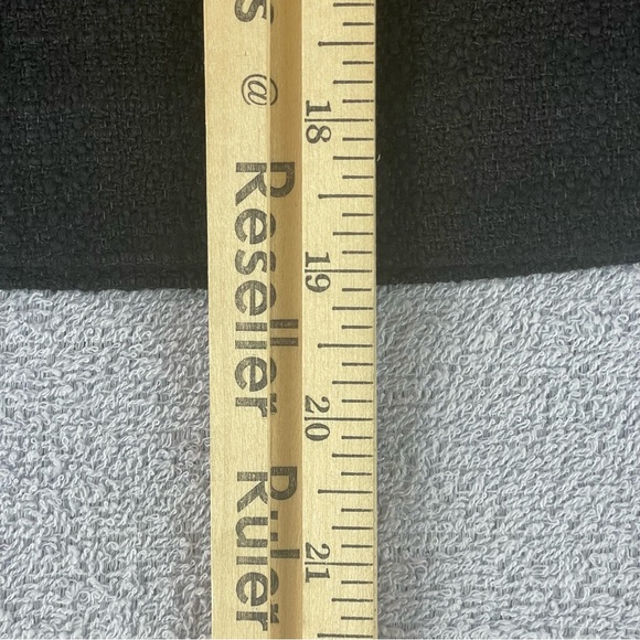 Karl Lagerfeld Fringe Mini Skirt Women's Size 2 Buckle Black Six Buttons Office - Picture 12 of 12